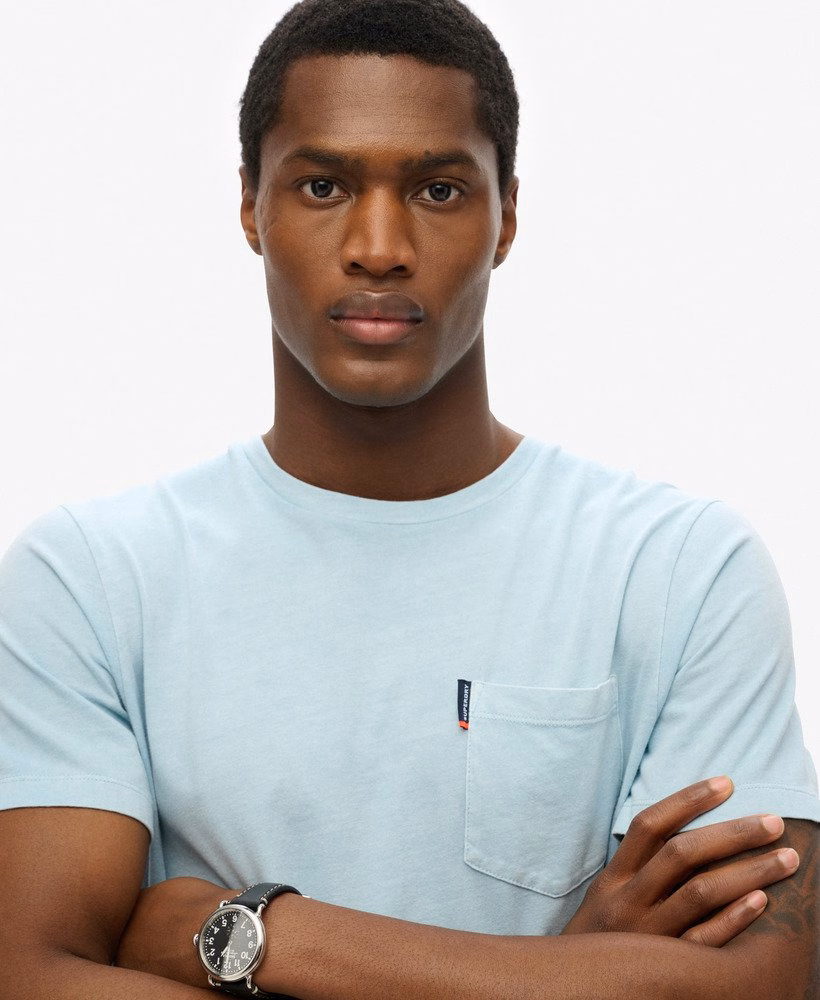 Camiseta Clássica Essencial com Bolso