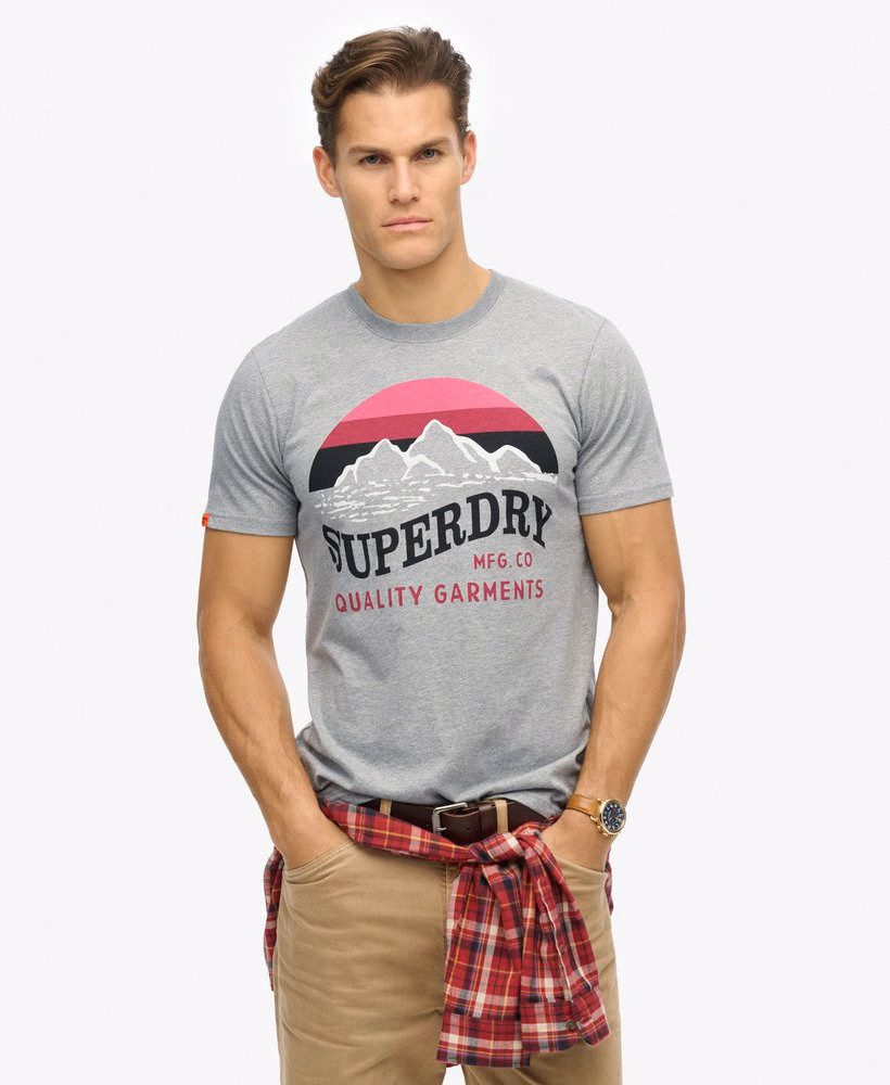 Camiseta clássica e descontraída para atividades ao ar livre