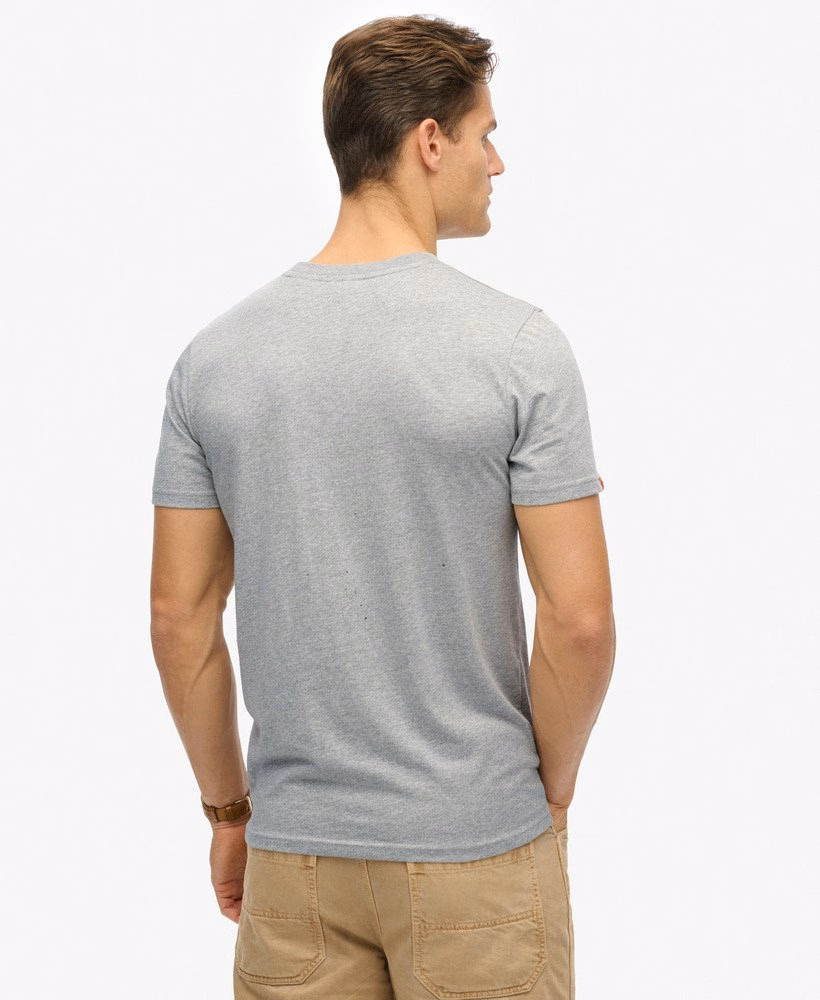 Camiseta clássica e descontraída para atividades ao ar livre