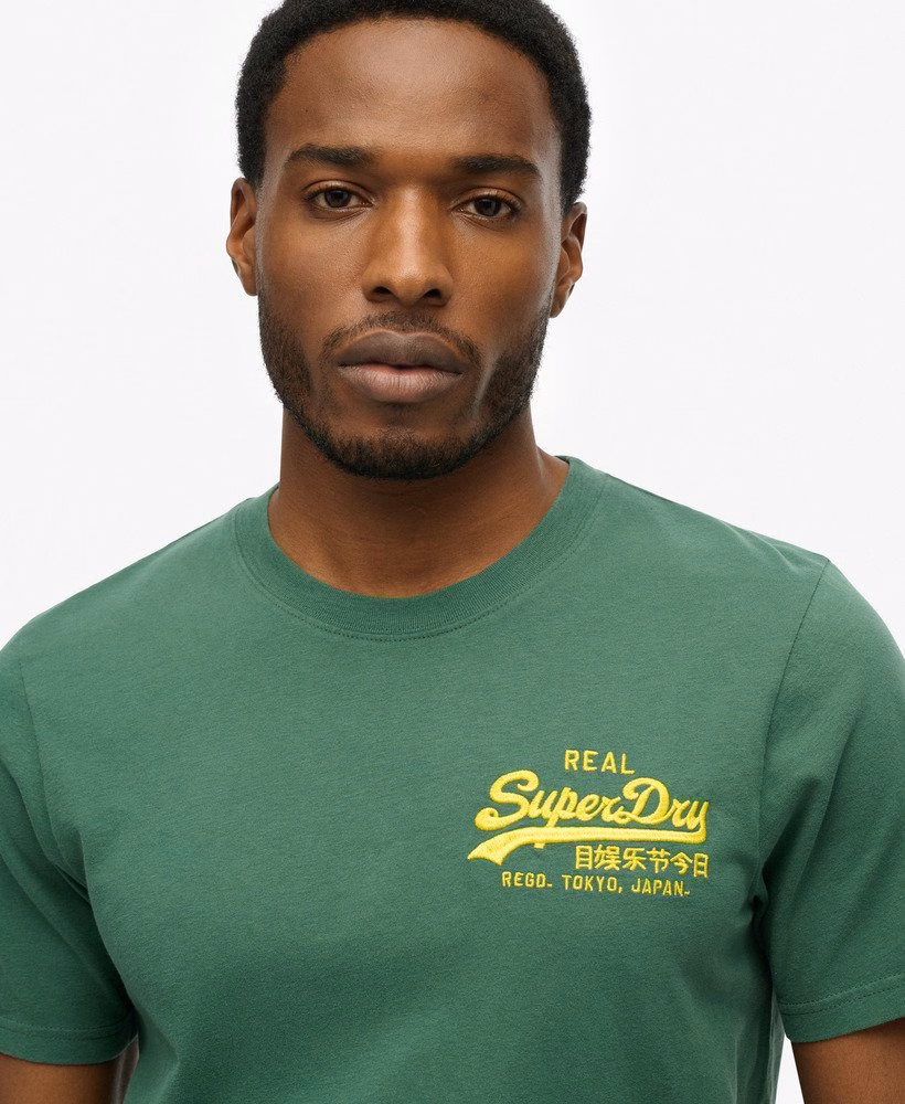 Camiseta Relaxada com Logo Vintage Bordado