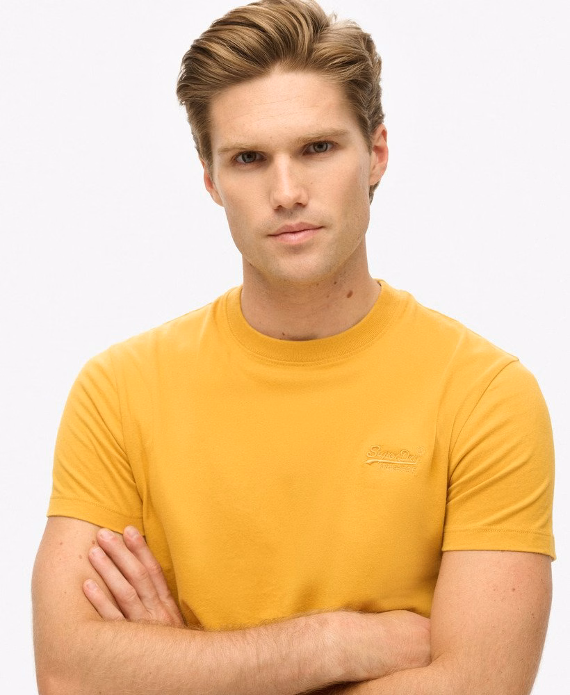 Camiseta Essential com Logo Bordado