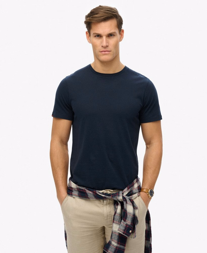 Camiseta Essencial Clássica