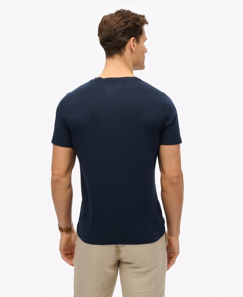 Camiseta Essencial Clássica