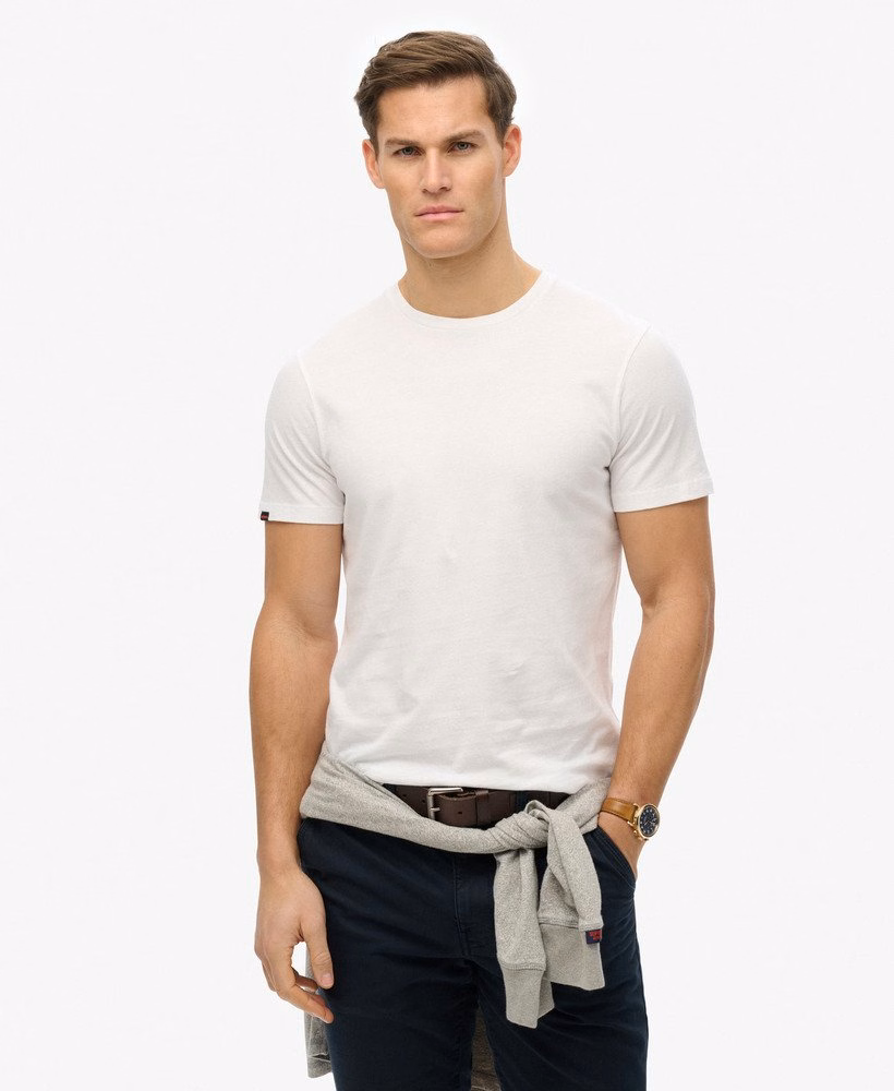 Camiseta Essencial Clássica