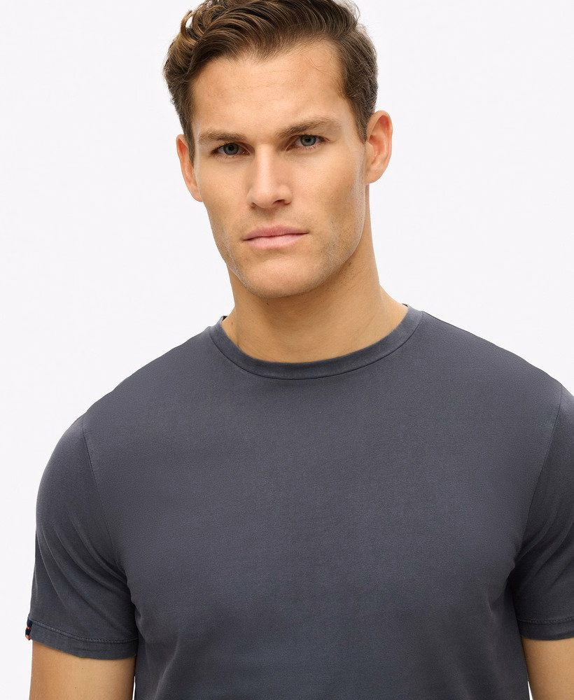 Camiseta Essencial Clássica