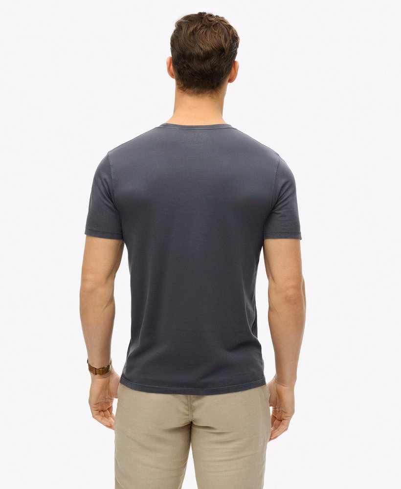 Camiseta Essencial Clássica