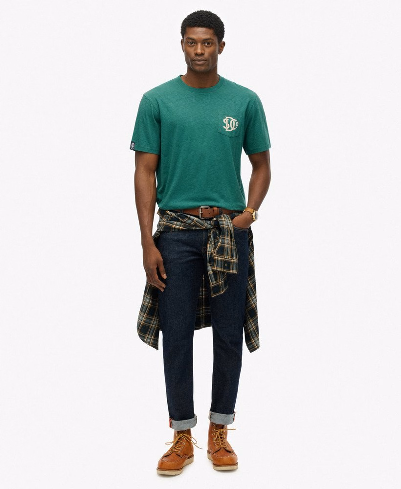 Loja Merchant - Camiseta com estampa