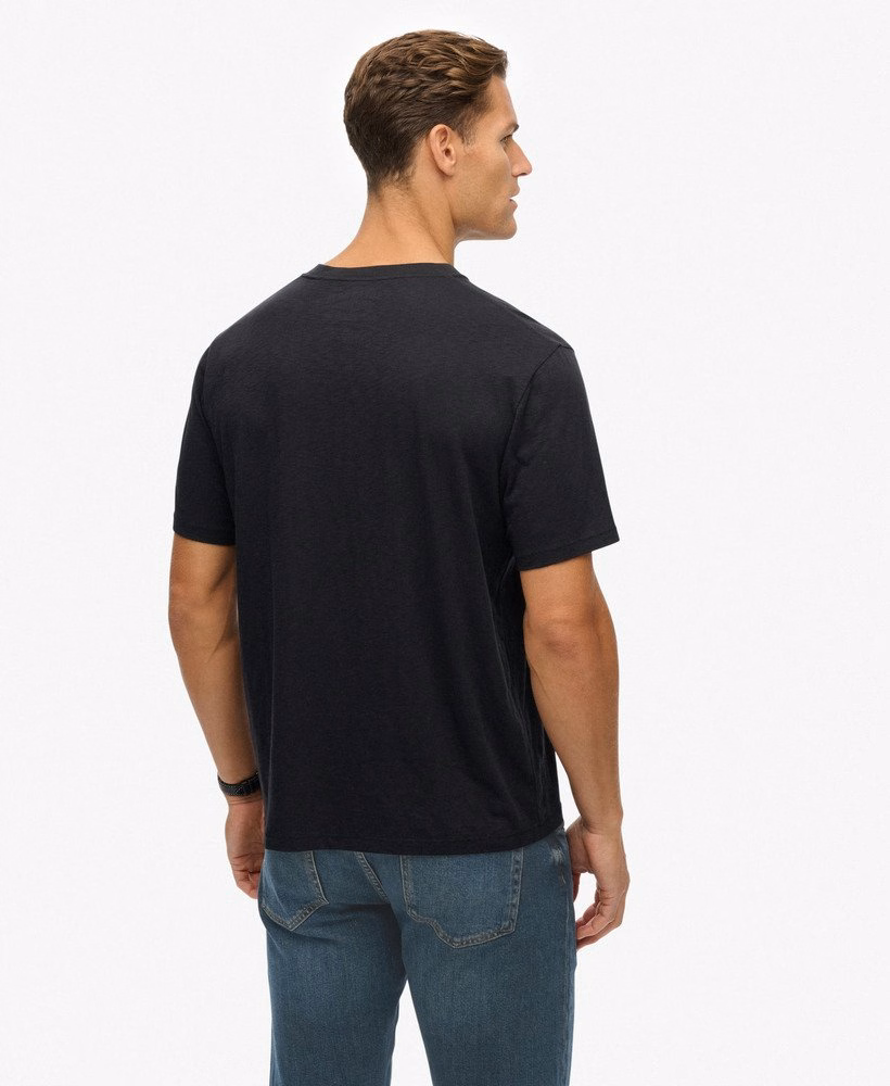 Loja Merchant - Camiseta com estampa