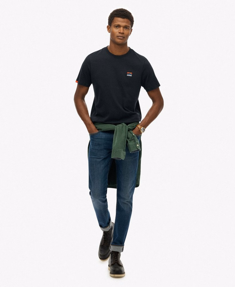 Camiseta Relaxada Bordada para Atividades ao Ar Livre