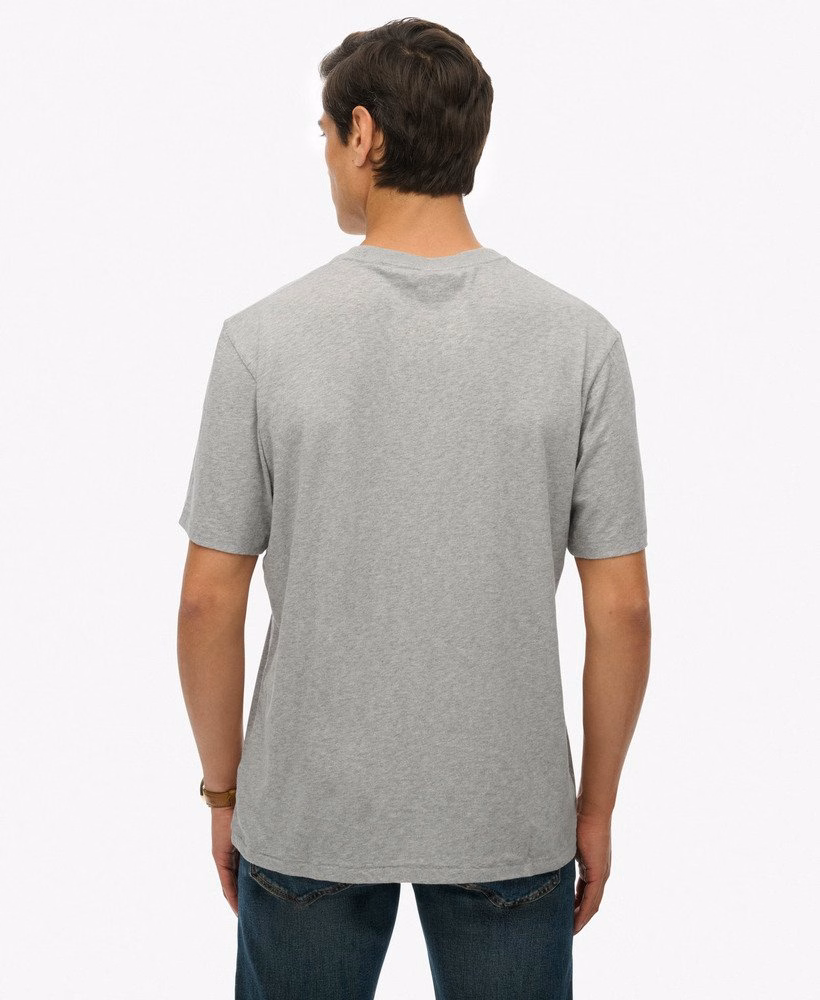 Loja Merchant - Camiseta com estampa
