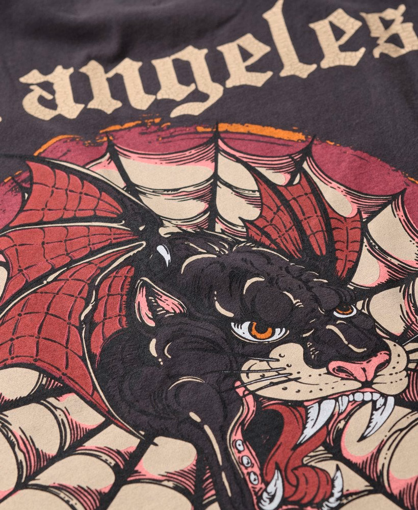Camiseta folgada com estampa de tatuagem