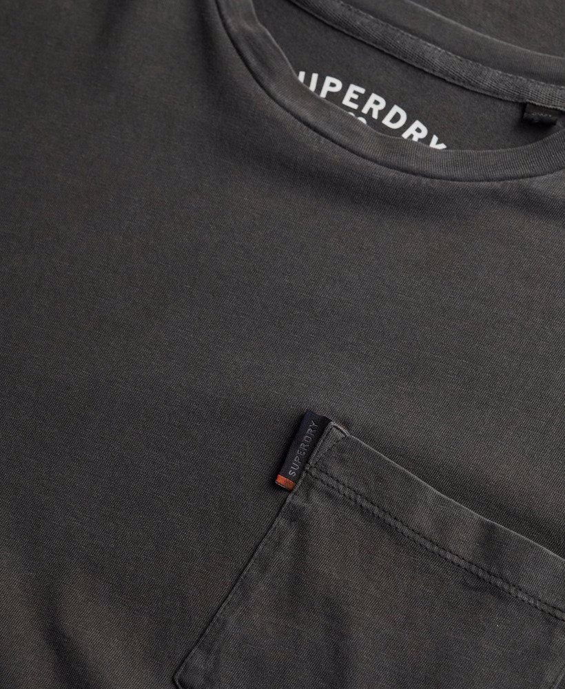 Camiseta Clássica Essencial com Bolso