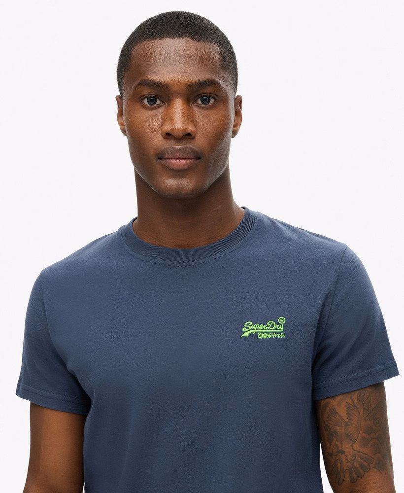 Camiseta Essential Logo em Algodão Orgânico