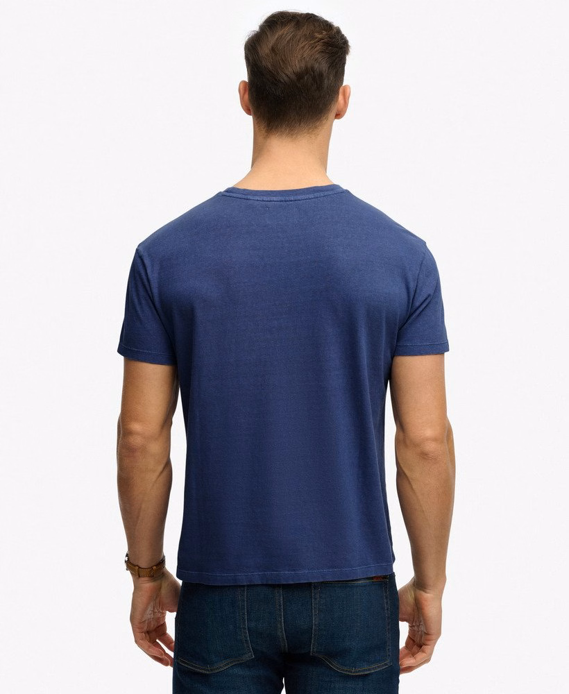Camiseta clássica de algodão e linho com bolso
