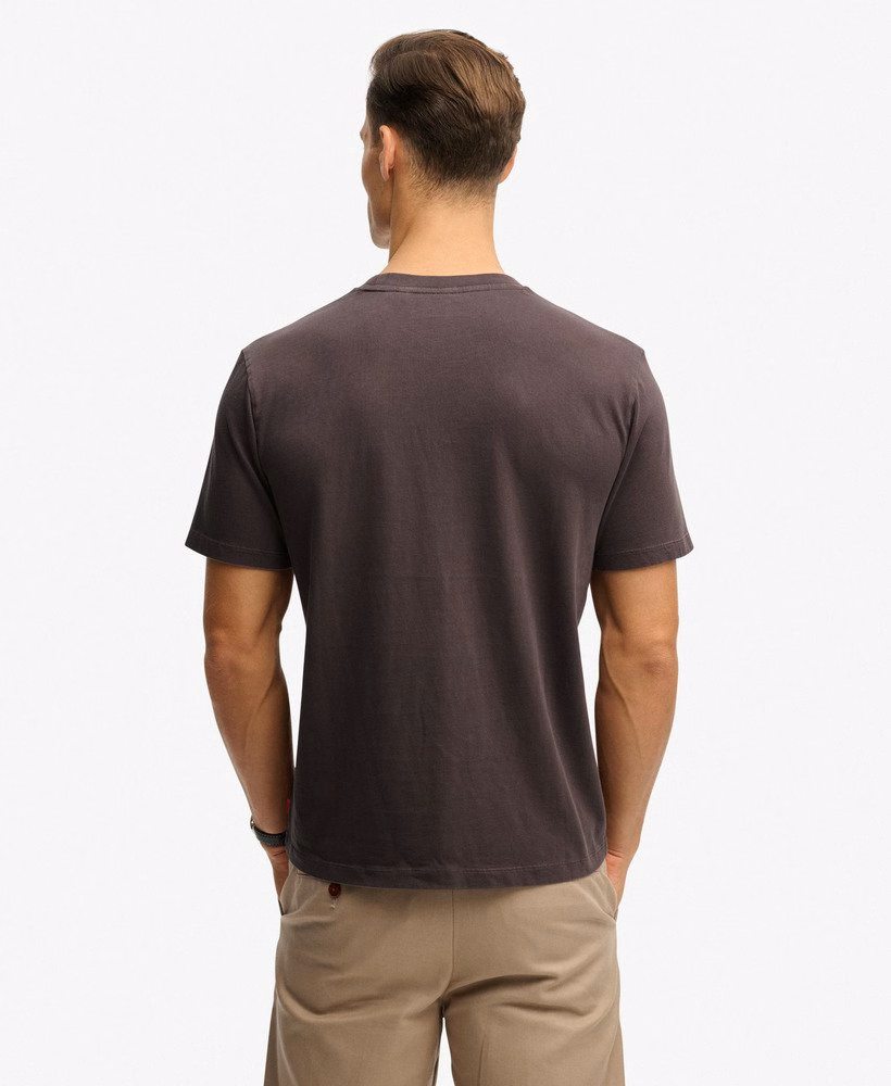 Camiseta com micro logo