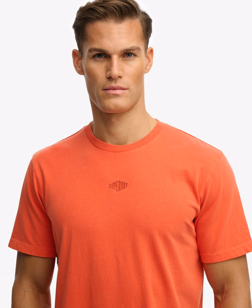 Camiseta com micro logo