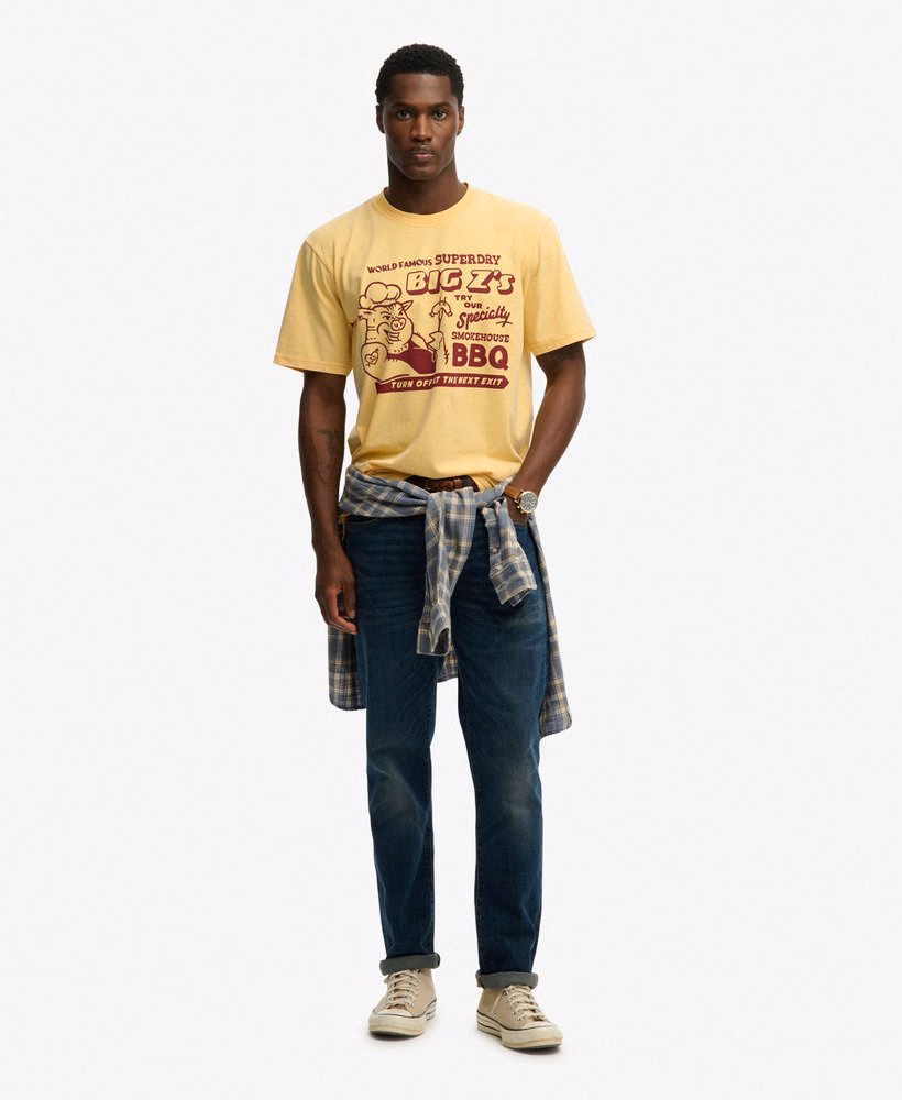 Camiseta folgada para comércio à beira da estrada