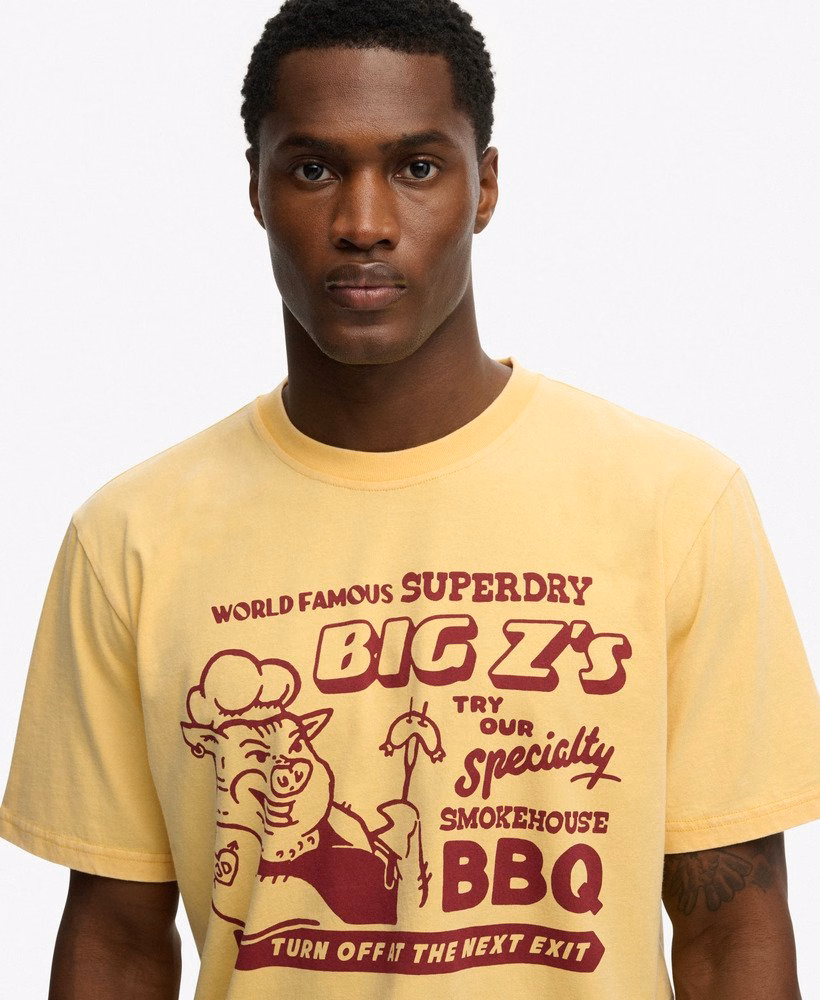 Camiseta folgada para comércio à beira da estrada
