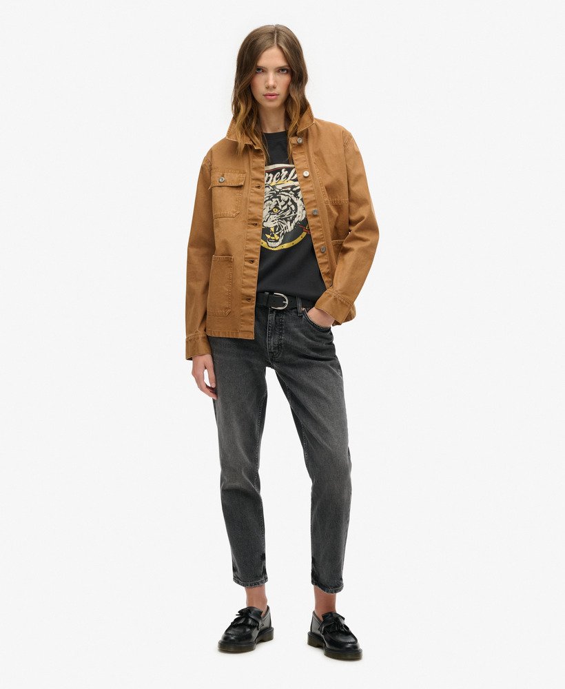 camiseta boho com estampa na cor preta