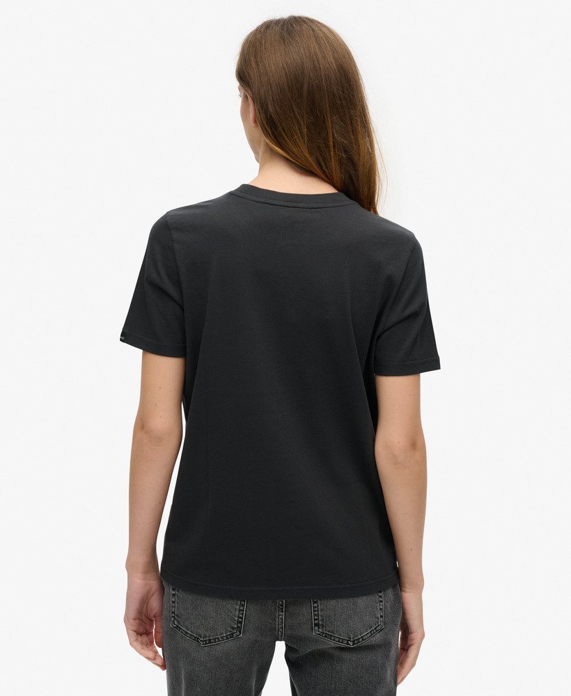 camiseta boho com estampa na cor preta