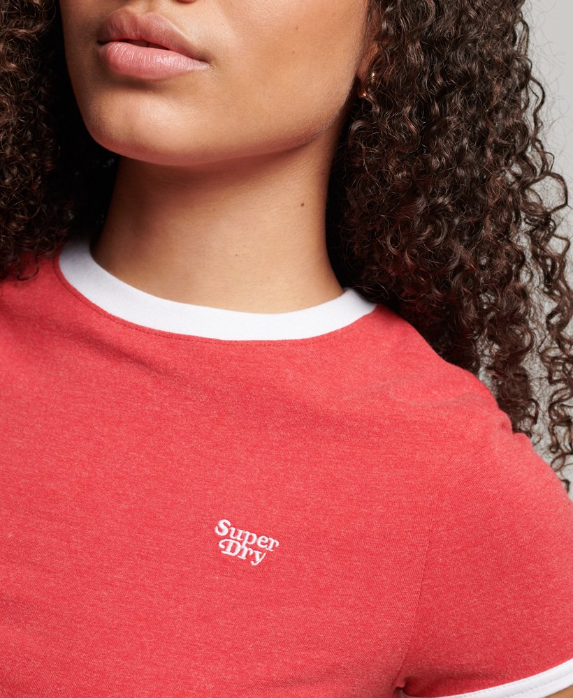 camiseta cropped de algodão orgânico com gola e punhos contrastantes em vermelho mescladobranco ótico.