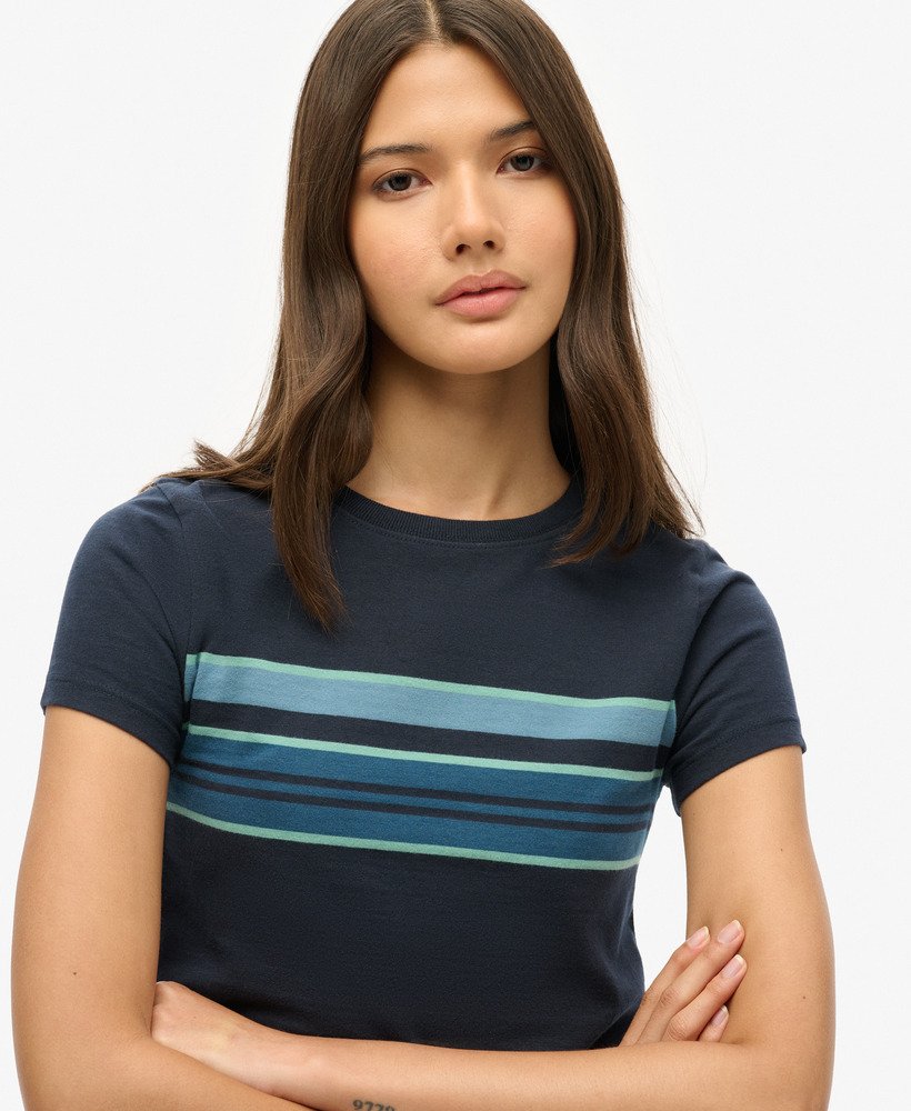 camiseta cropped listrada vintage na cor eclipse navy stripe