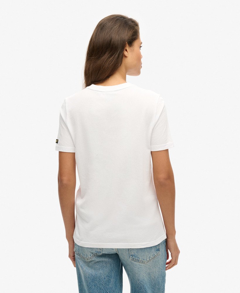 camiseta vintage retrô arco-íris em optic