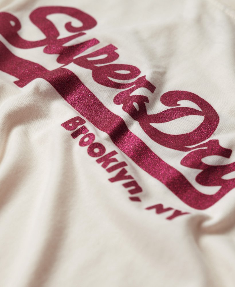camiseta vintage com logo bordado na cor desert bone off white
