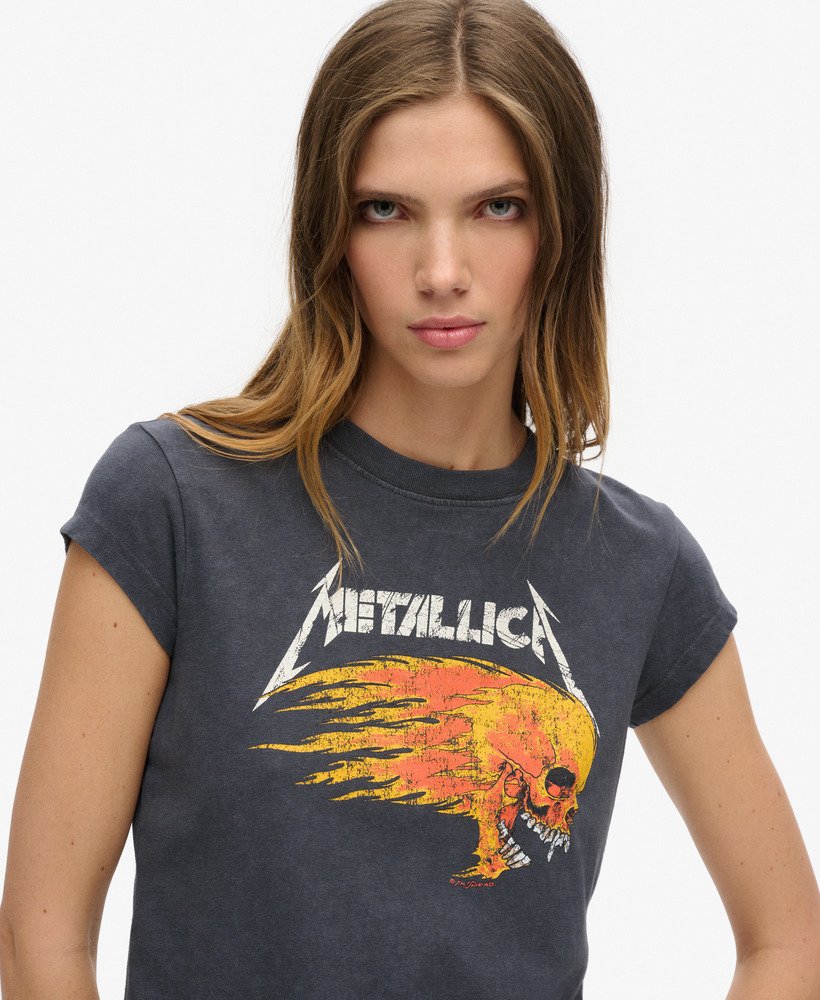 camiseta metallica x superdry de manga curta na cor preta mid backstage