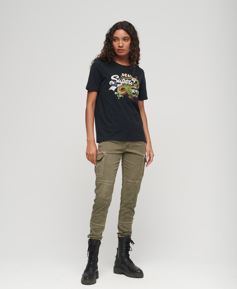 camiseta vintage logo narrative na cor preta
