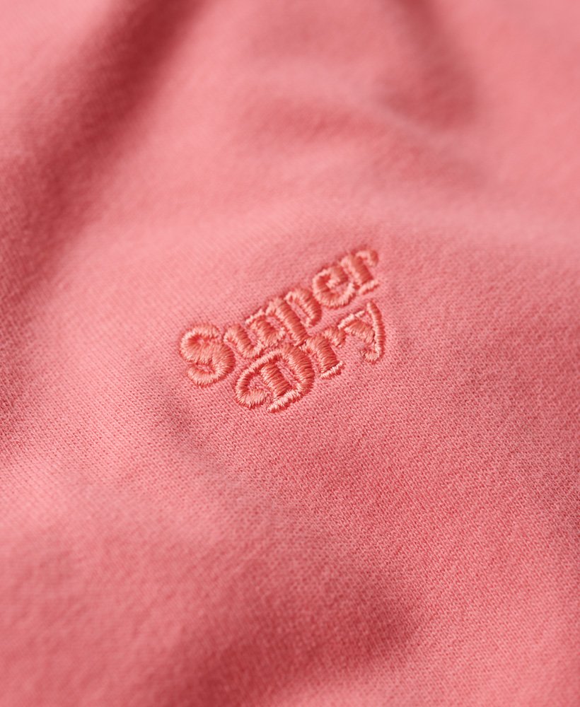 camiseta essential logo fitted na cor rosa camping