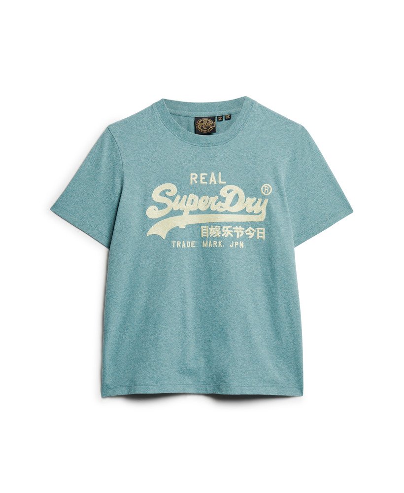 camiseta vintage com logo bordado na cor azul mesclado.