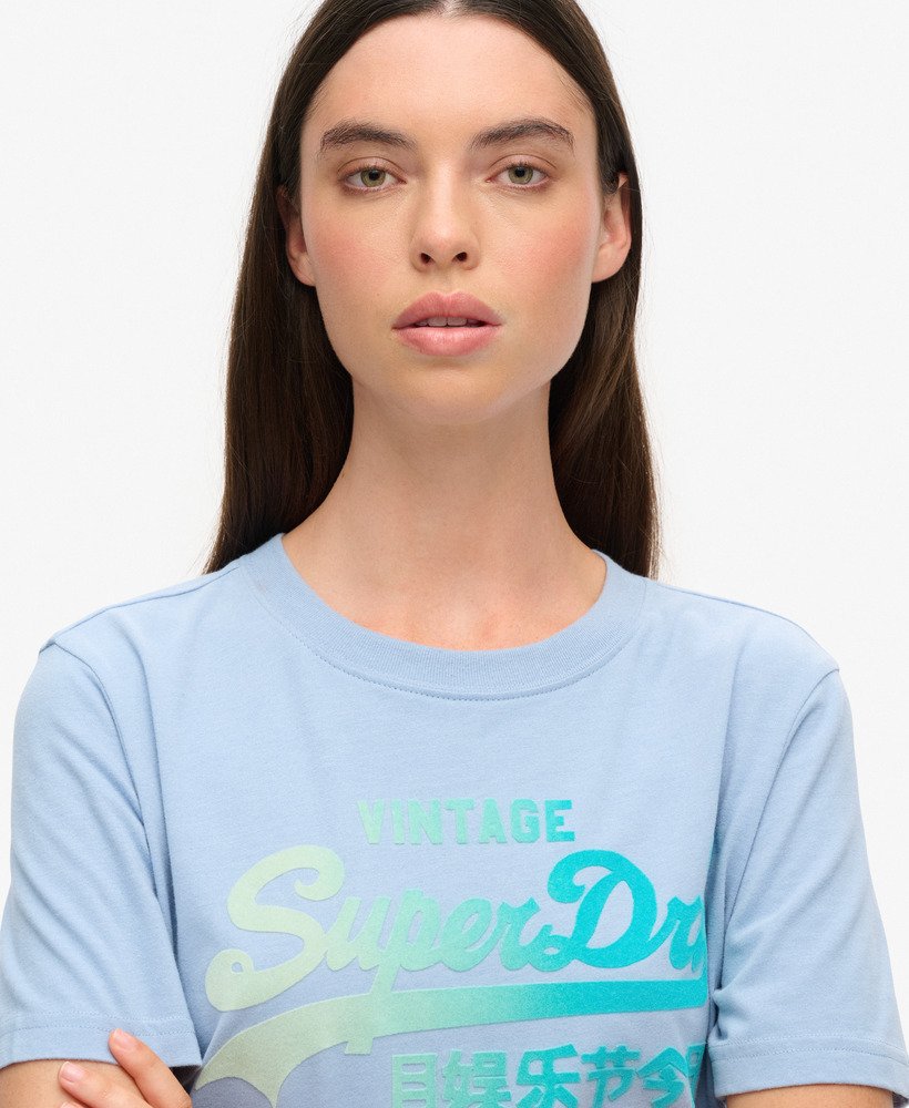 camiseta tonal graphic relaxed em tom de azul mesclado rodeo drive