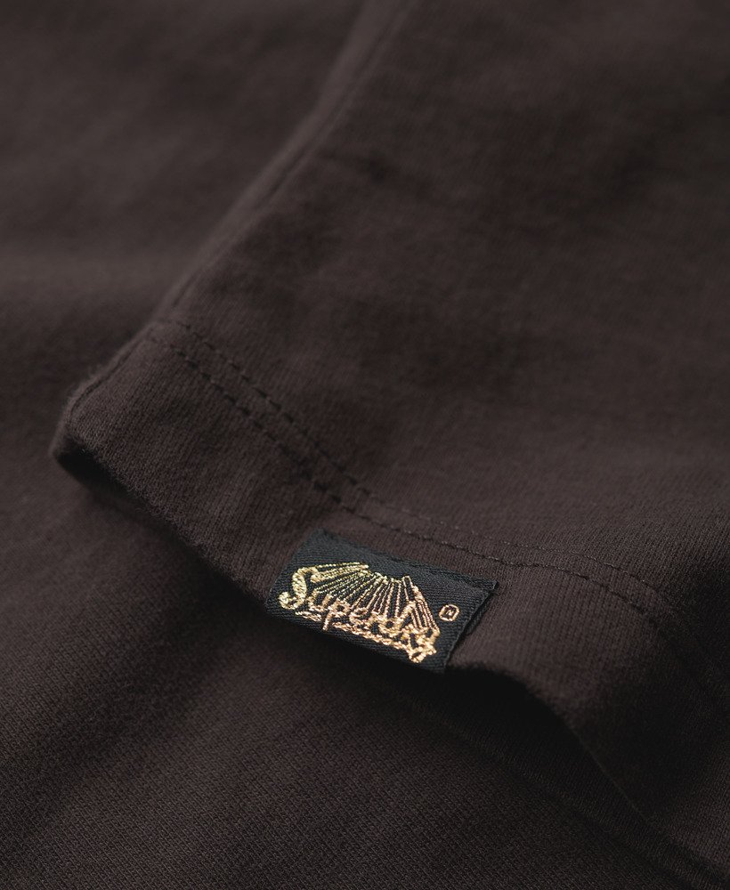 camiseta ajustada com strass e estampa de tatuagem na cor preto carbono
