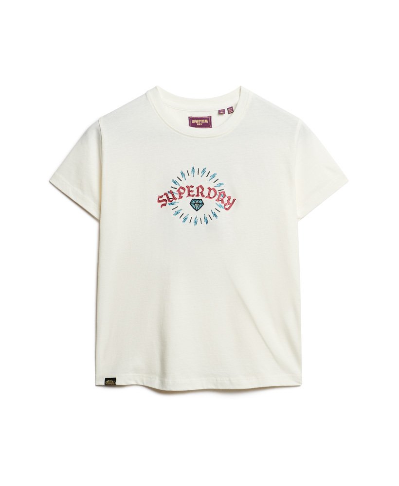camiseta ajustada com strass e estampa de tatuagem na cor branco inverno