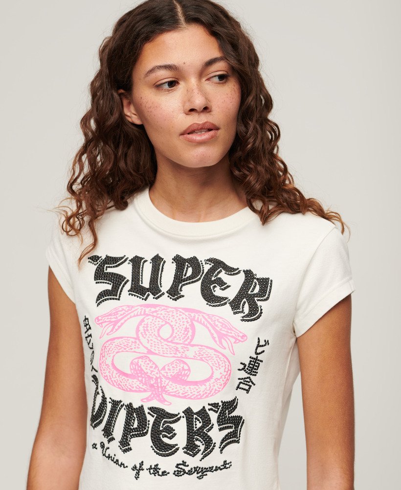 camiseta de manga curta com estampa de pôster na cor cru