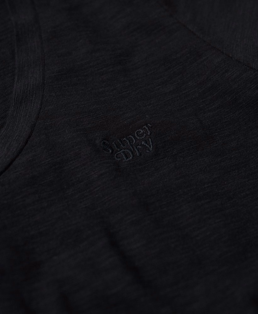 Camiseta Studios com decote redondo