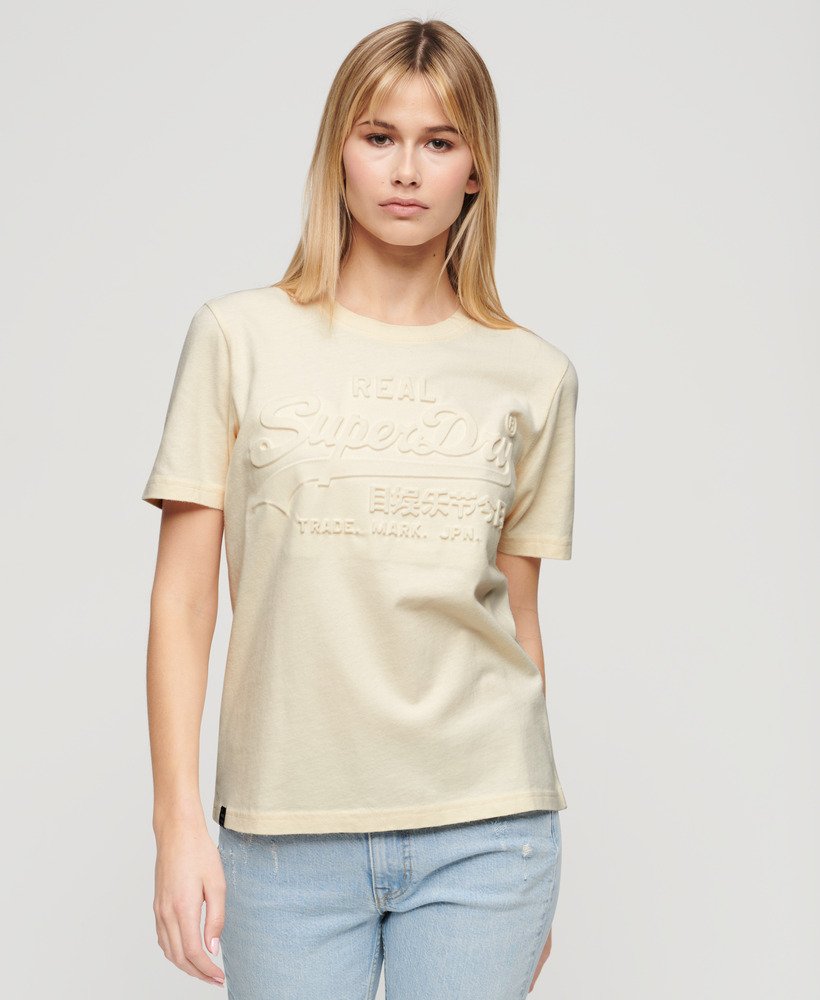 camiseta relaxed com estampa em relevo na cor branco arroz