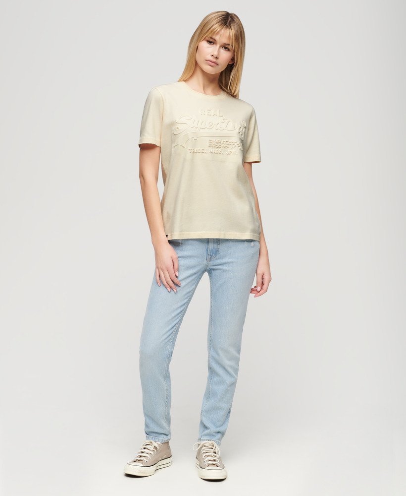camiseta relaxed com estampa em relevo na cor branco arroz