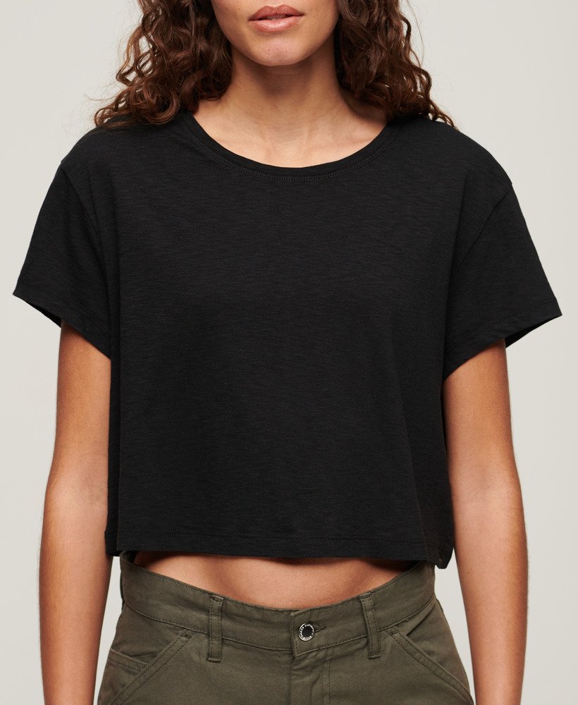 camiseta cropped folgada na cor preta