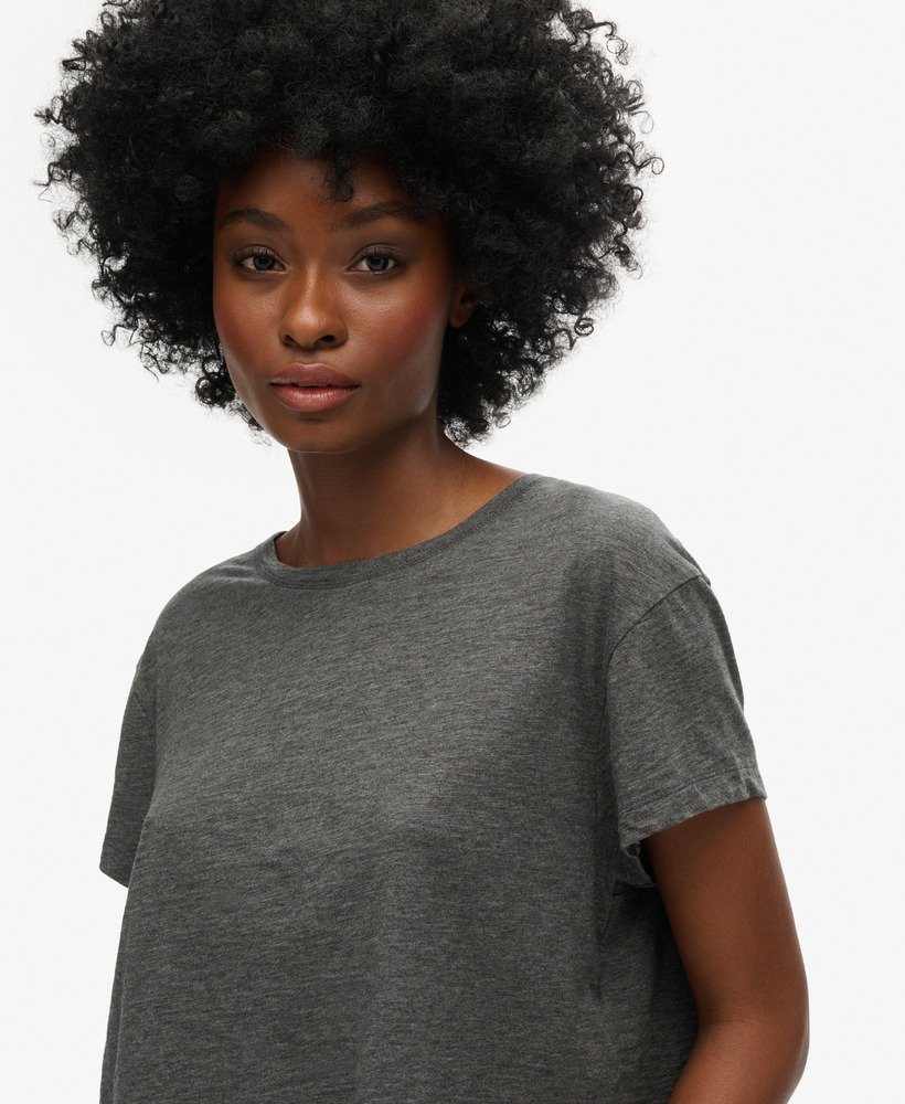 camiseta cropped folgada na cor cinza mescla cosmo
