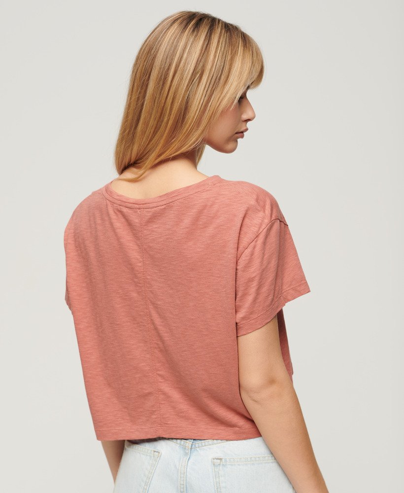 camiseta cropped folgada na cor rosa areia do deserto