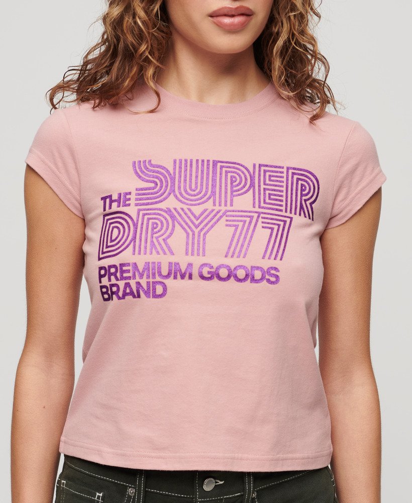 camiseta retrô com logo brilhante em rosa blush vintage