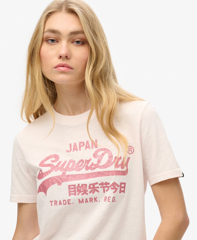 camiseta relaxed com logo metálico em rosa malva