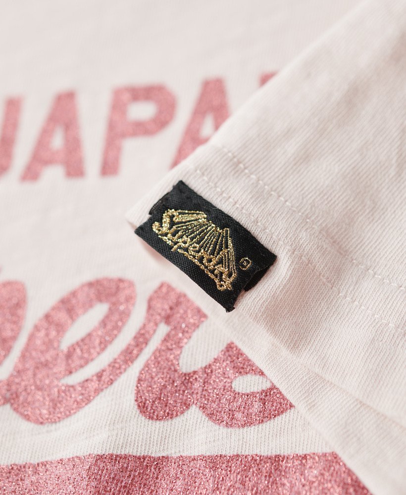 camiseta relaxed com logo metálico em rosa malva
