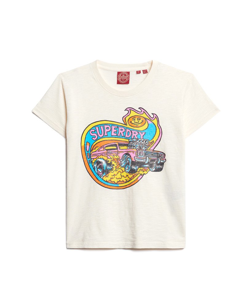 camiseta ajustada com estampa de motor neon em tecido texturizado creme.
