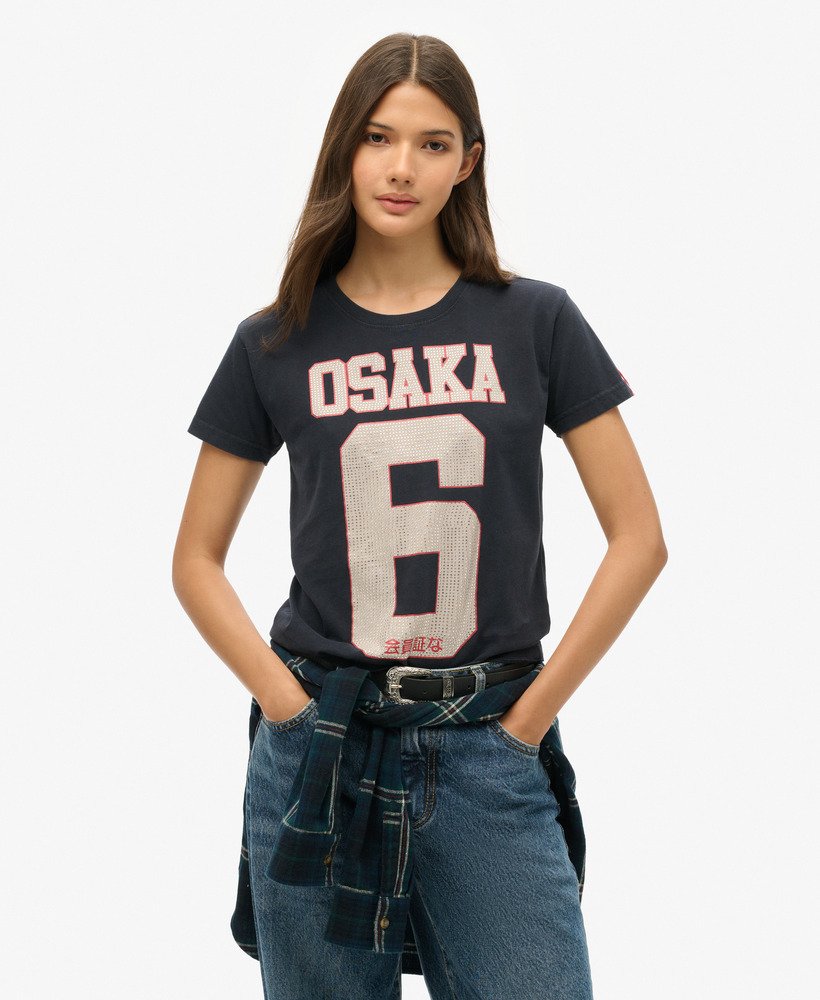 camiseta osaka 6 embellished anos 90 na cor eclipse navy