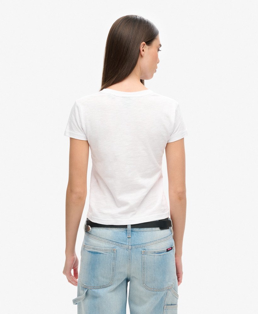 camiseta cali sticker fitted em tecido slub branco inverno