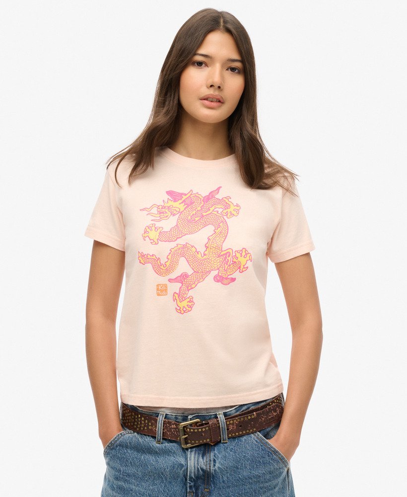 camiseta slim superdry x dragão de komodo na cor argila rosa