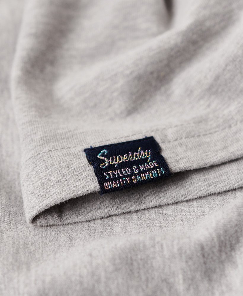 camiseta vintage logo pop entry na cor cinza mesclado